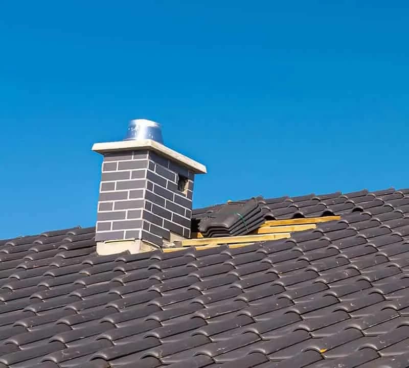 Jak wykończyć komin: uniknij najczęstszych błędów i kosztów