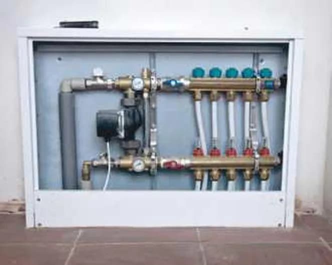 Jak wyłączyć ogrzewanie podłogowe? Proste sposoby na uniknięcie problemów